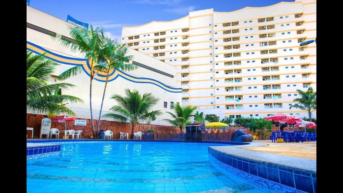 Hotel Golden Dolphin Com Cafe Da Manha! Piscinas 24H カルダス・ノバス エクステリア 写真