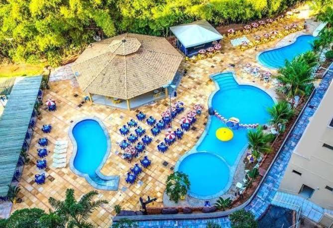Hotel Golden Dolphin Com Cafe Da Manha! Piscinas 24H カルダス・ノバス エクステリア 写真