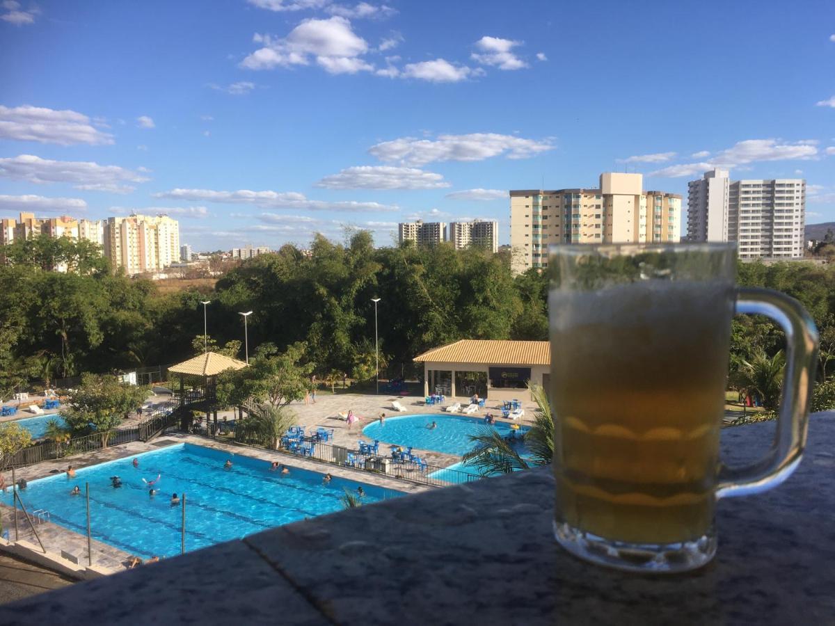 Hotel Golden Dolphin Com Cafe Da Manha! Piscinas 24H カルダス・ノバス エクステリア 写真