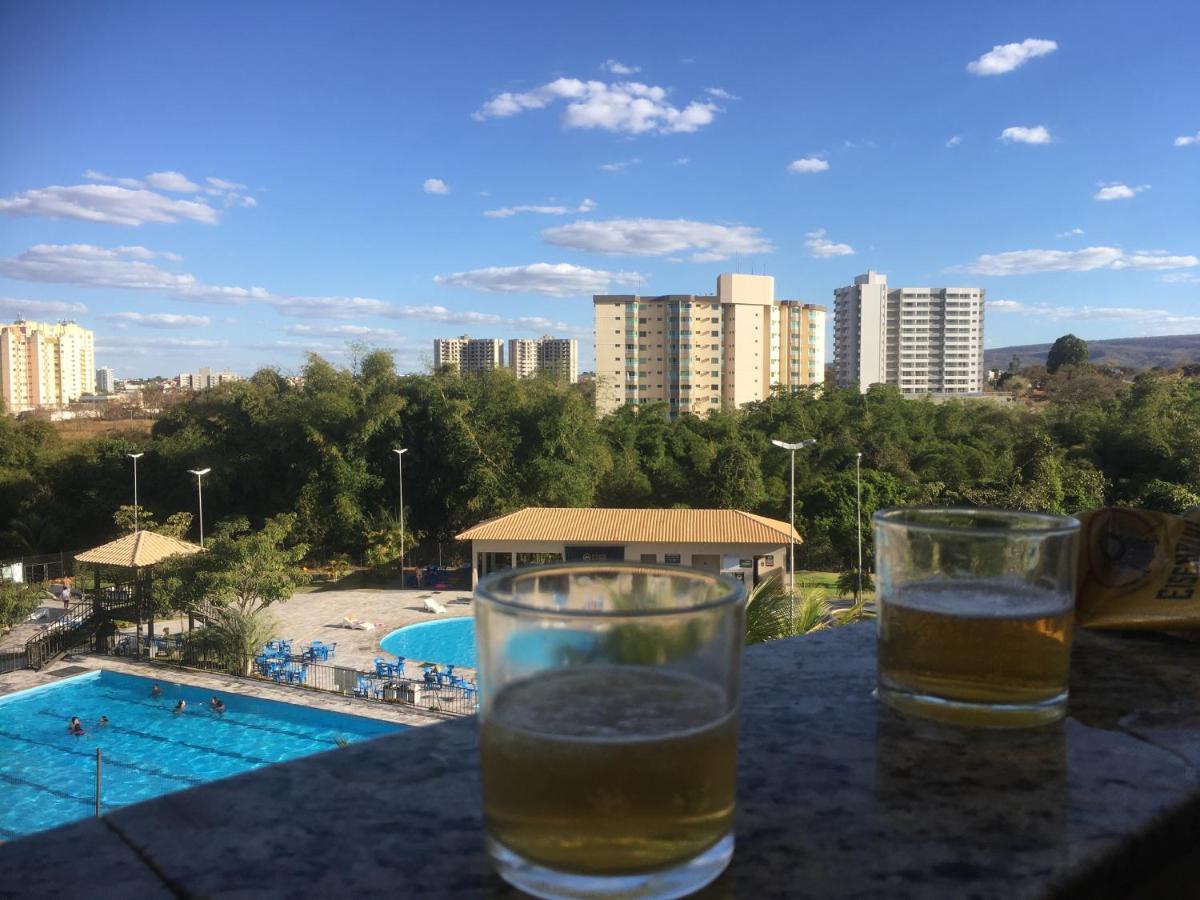 Hotel Golden Dolphin Com Cafe Da Manha! Piscinas 24H カルダス・ノバス エクステリア 写真